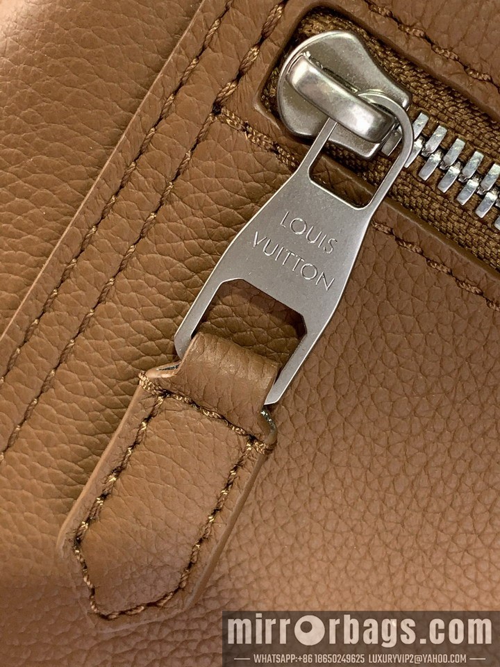 Replica LV Bags Fastline M26023 38x43x15cm gf