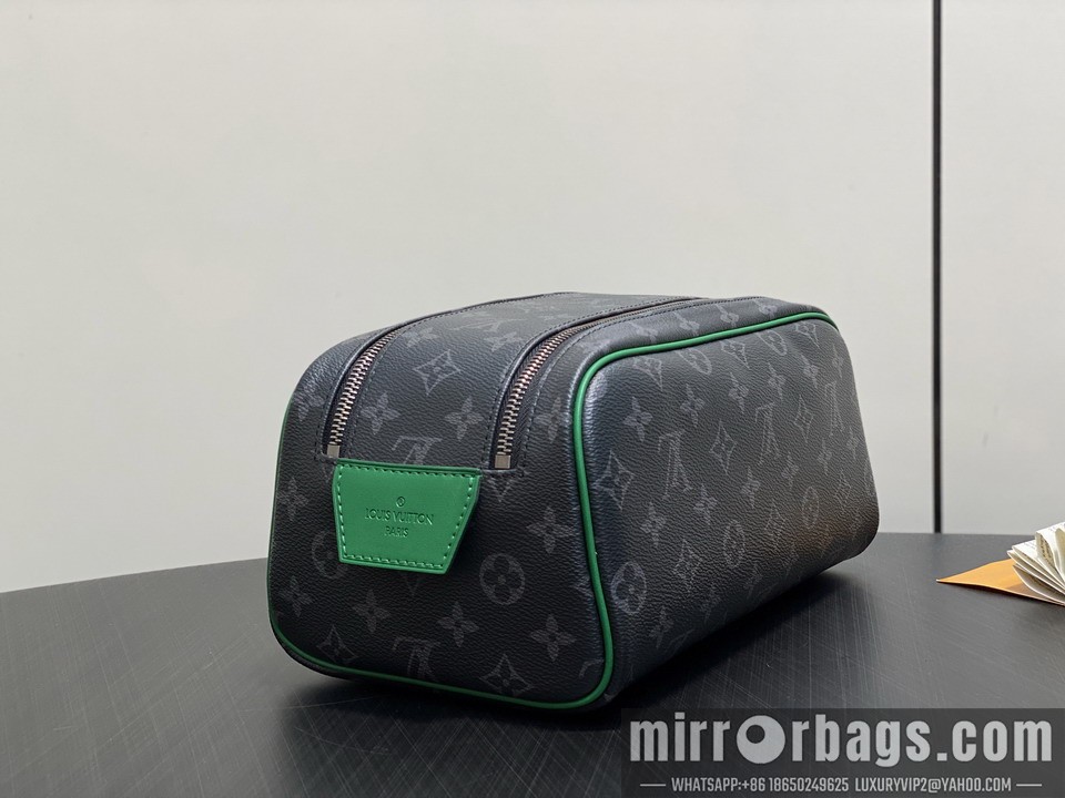 Replica LV Bags Dopp Kit M15246 15x16.5x28cm gf