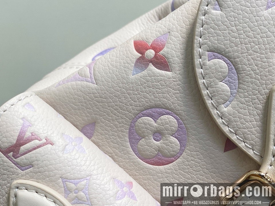 Replica LV Bags Backup M15113 20x22x14cm gf