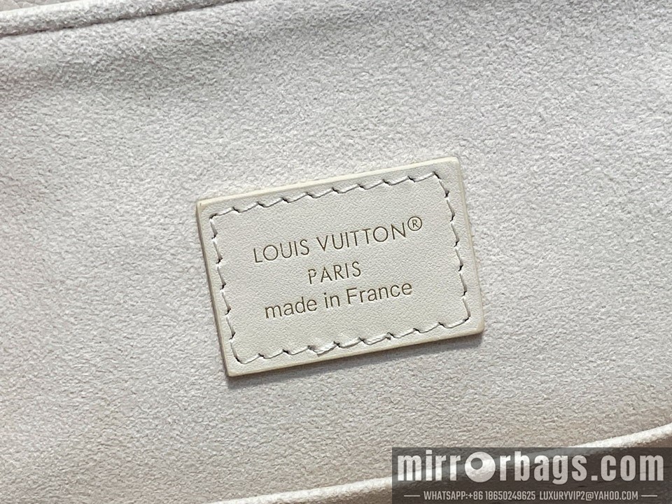 Replica LV Bags Backup M15113 20x22x14cm gf