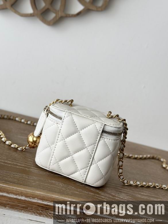 Replica Chanel Bags 66014 10.5X8.5X7cm YG 2colour