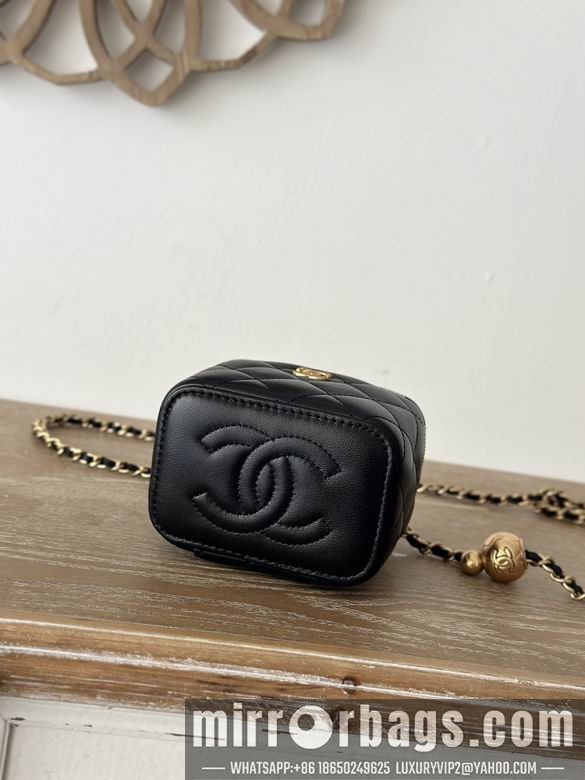 Replica Chanel Bags 66014 10.5X8.5X7cm YG 2colour