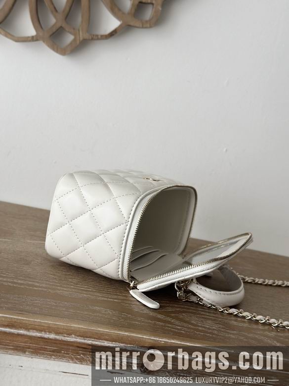 Replica Chanel Bags 66021 9.5X17X8cm YG 2colour