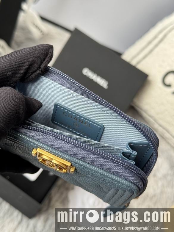 Replica Chanel Bags A80602 11X7.5cm YG 3