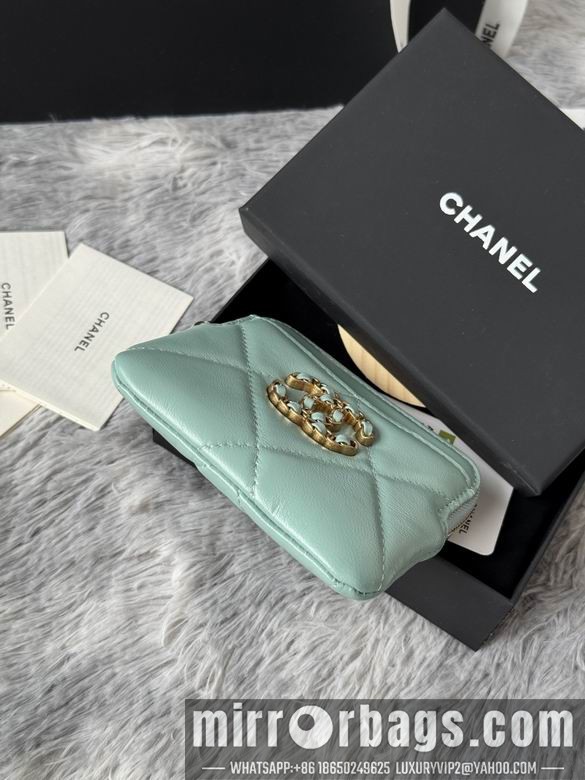 Replica Chanel Bags AP2136 11X9.5X1.5cm YG 3