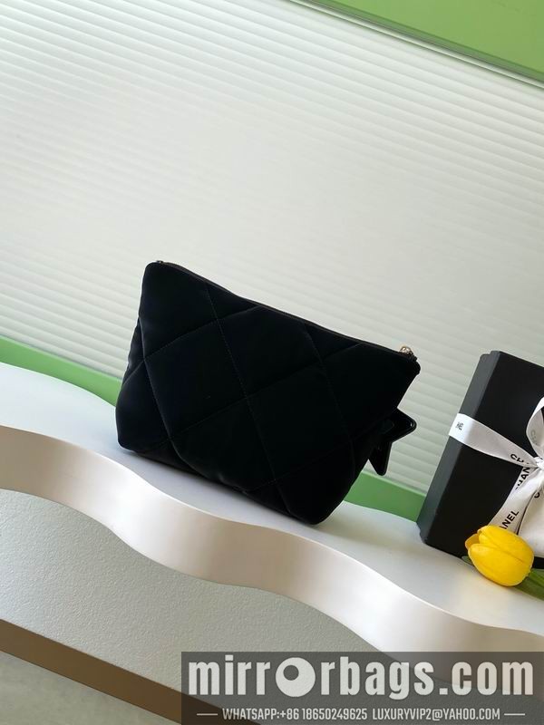 Replica Chanel Bags AP4847 15.6x26x9cm XZ