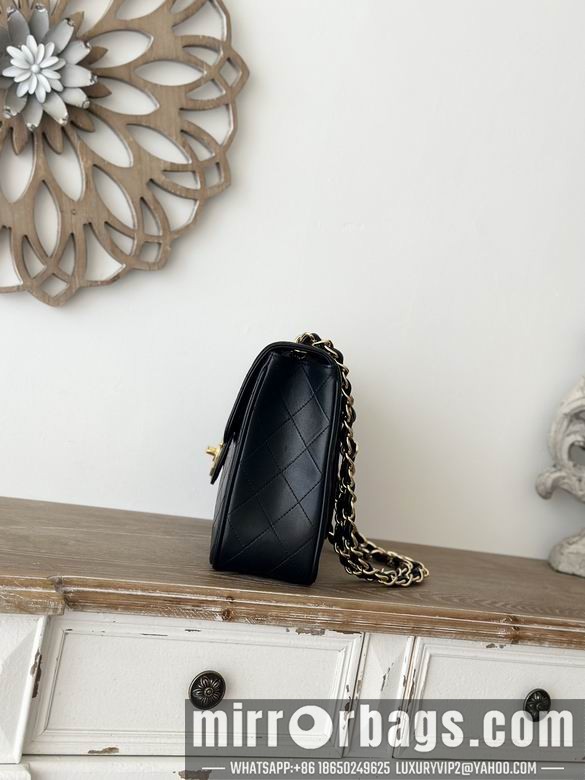 Replica Chanel Bags A2222 30X21X8cm YG 1