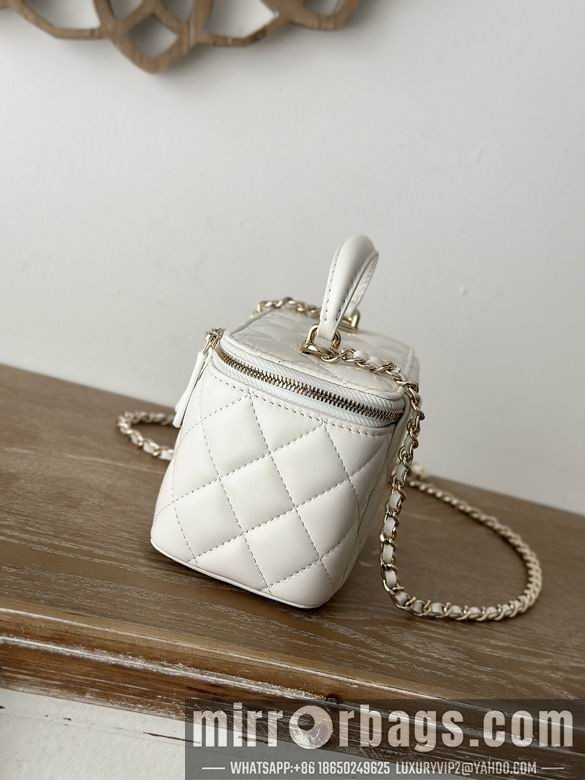 Replica Chanel Bags 66021 9.5X17X8cm YG 2colour