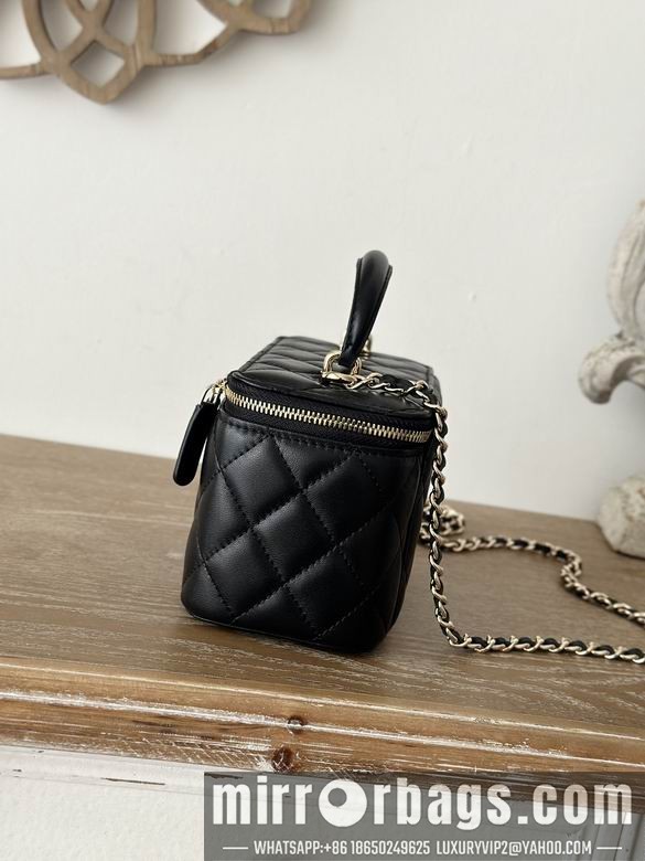 Replica Chanel Bags 66021 9.5X17X8cm YG 2colour