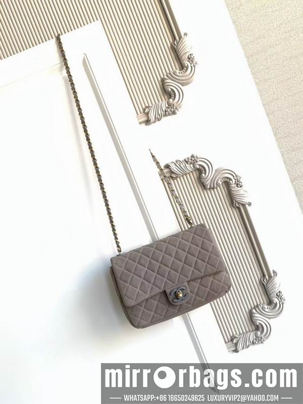 Replica Chanel Bags AS5991 17x24x7cm XZ2
