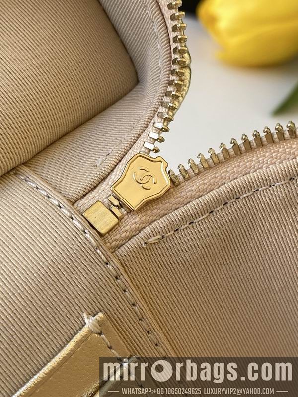 Replica Chanel Bags AP5020 17x19.5x5cm XZ3
