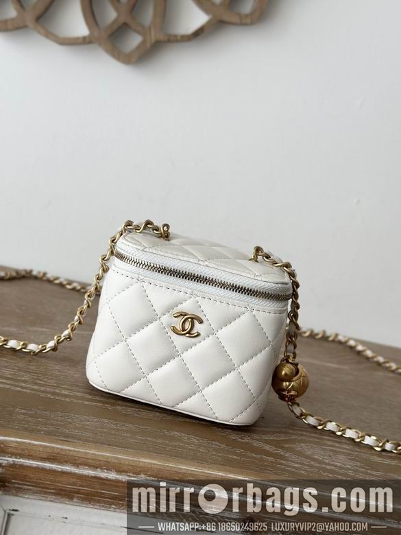 Replica Chanel Bags 66014 10.5X8.5X7cm YG 2colour