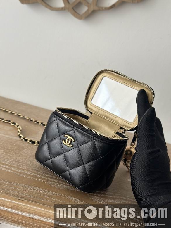 Replica Chanel Bags 66014 10.5X8.5X7cm YG 2colour