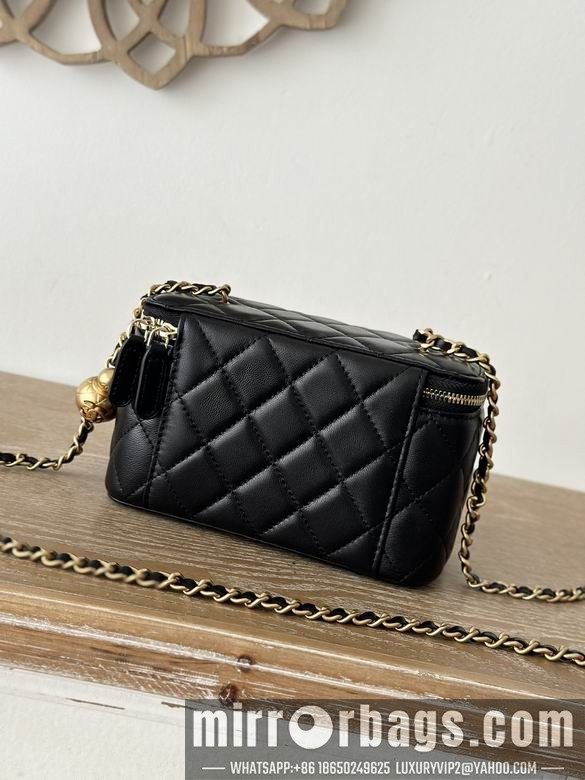 Replica Chanel Bags 66015 16X9.5X8cm YG 2colour