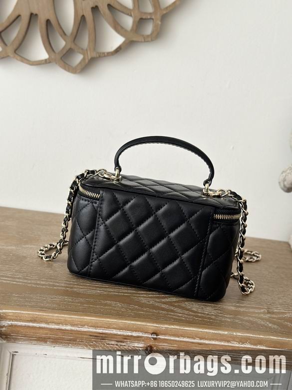 Replica Chanel Bags 66021 9.5X17X8cm YG 2colour