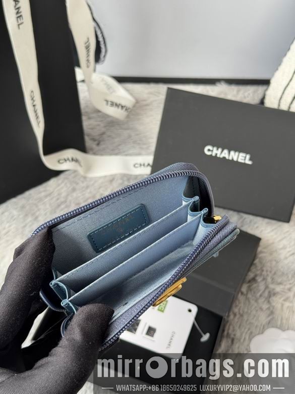 Replica Chanel Bags A80602 11X7.5cm YG 3