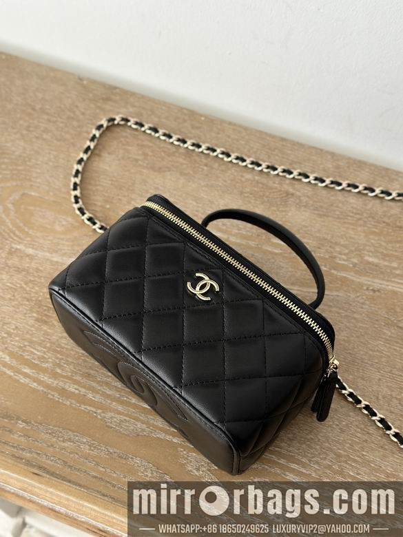 Replica Chanel Bags 66021 9.5X17X8cm YG 2colour