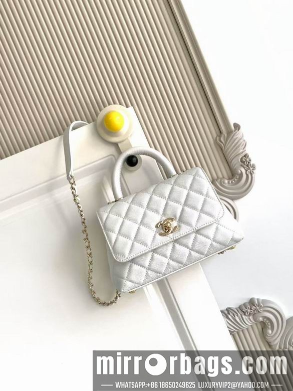 Replica Chanel Bags 2215 19CM XZ4