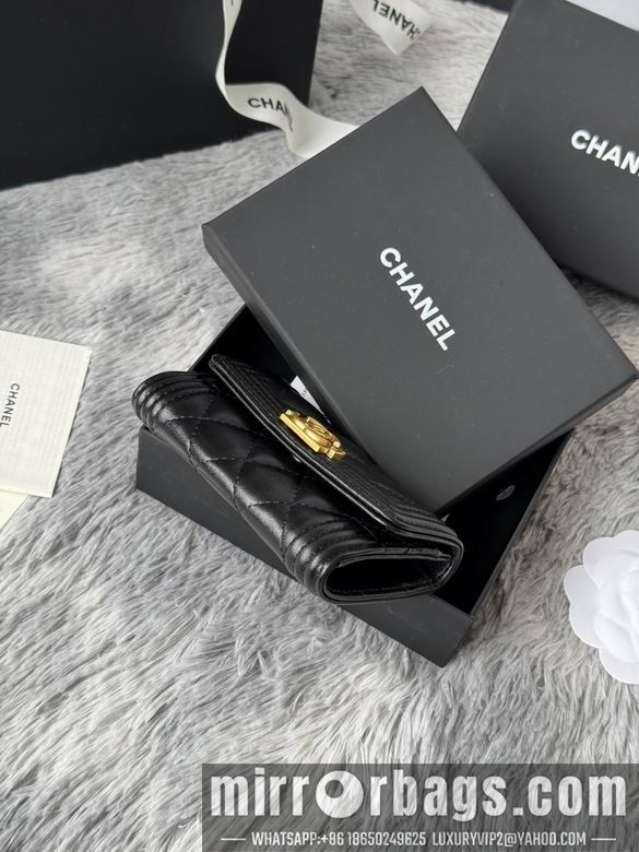 Replica Chanel Bags A80603 11X8.5X3cm YG 5