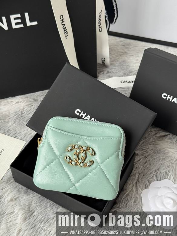 Replica Chanel Bags AP2136 11X9.5X1.5cm YG 3