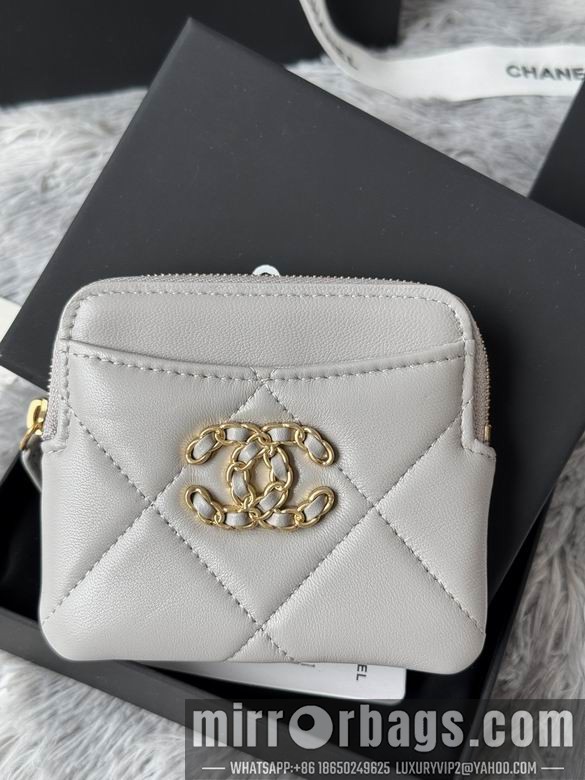 Replica Chanel Bags AP2136 11X9.5X1.5cm YG 7
