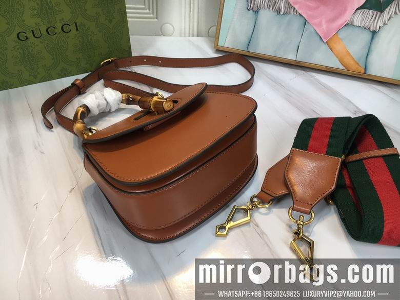 1:1 Replica Gucci Bags Bamboo 686864 17X12X7.5cm DF 2colour