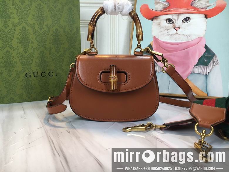 1:1 Replica Gucci Bags Bamboo 686864 17X12X7.5cm DF 2colour