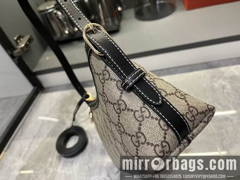 1:1 Replica Gucci Bags 847450 22x14x8cm DF 2色