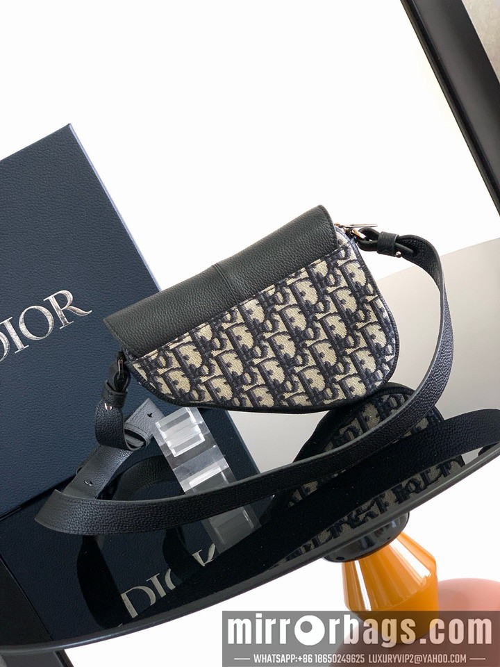 Replica Dior Bags Dior 37H32E 19.5x15x5.5cm yz1