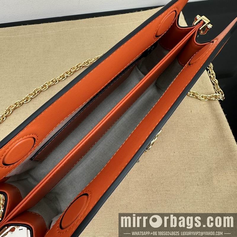 1:1 Replica Gucci Bags 702200 26x17x8cm DF 3色