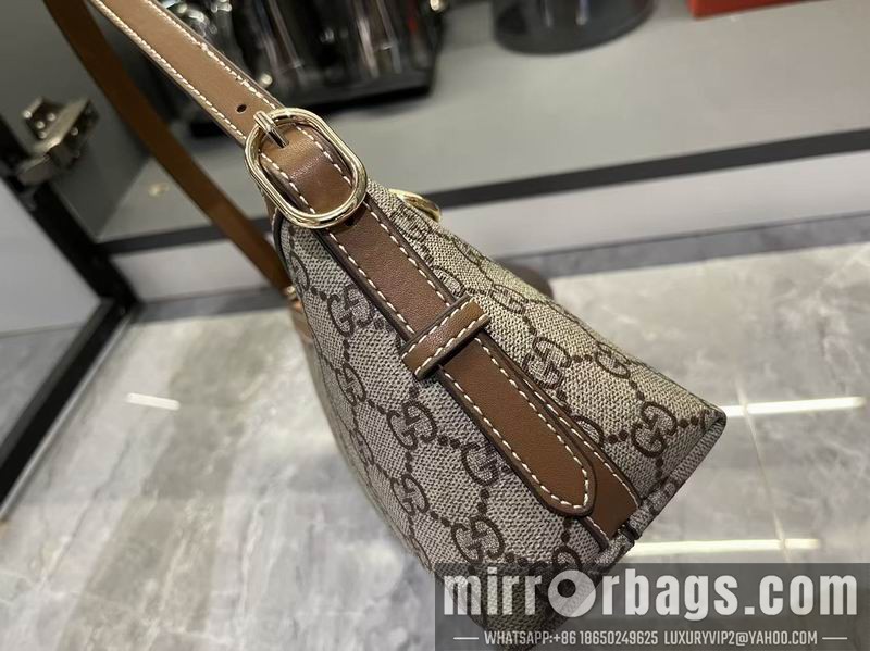 1:1 Replica Gucci Bags 847450 22x14x8cm DF 2色