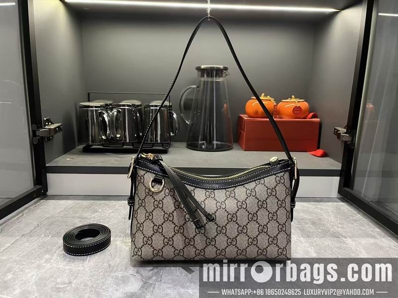 1:1 Replica Gucci Bags 847450 22x14x8cm DF 2色