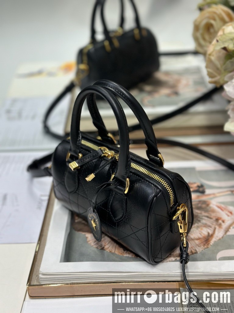 Replica Dior Bags Dior Groove 1365 16x10x8cm yz