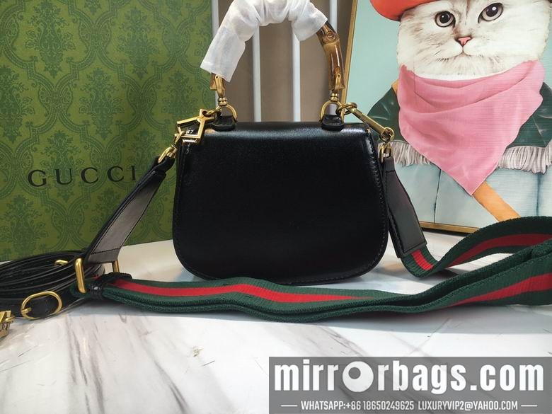 1:1 Replica Gucci Bags Bamboo 686864 17X12X7.5cm DF 2colour
