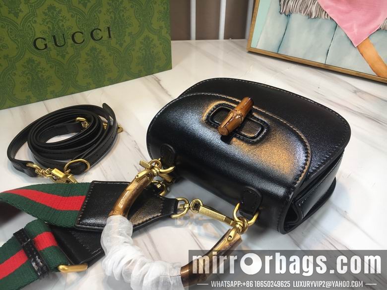 1:1 Replica Gucci Bags Bamboo 686864 17X12X7.5cm DF 2colour