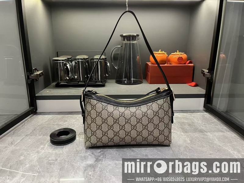 1:1 Replica Gucci Bags 847450 22x14x8cm DF 2色