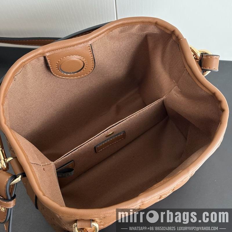 1:1 Replica Gucci Bags 815118 19x18x11cm DF 3色