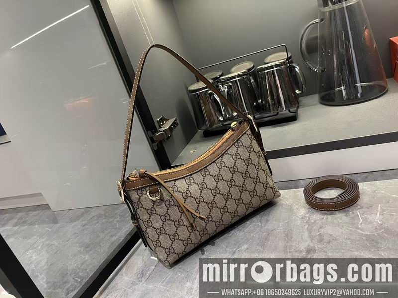 1:1 Replica Gucci Bags 847450 22x14x8cm DF 2色