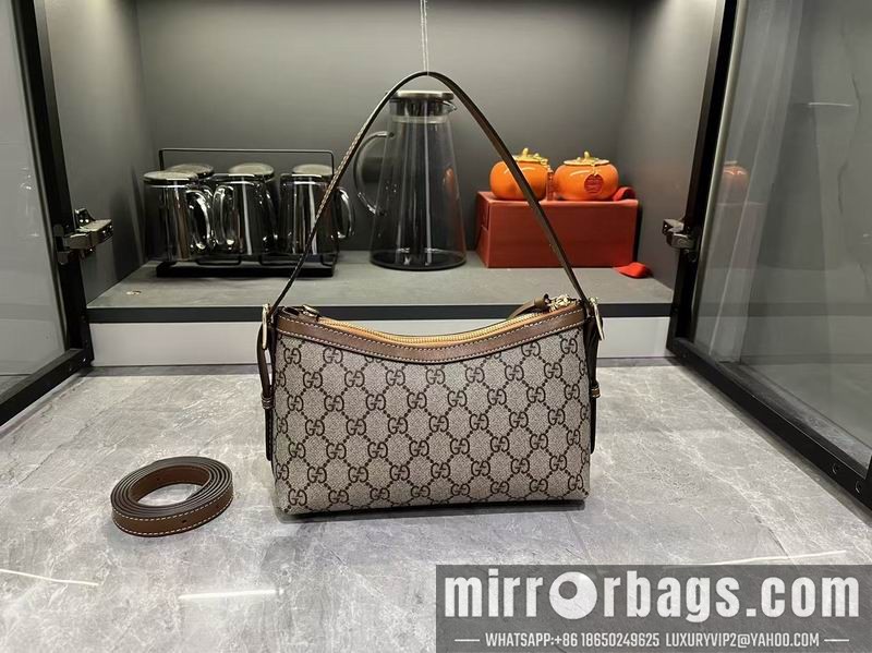 1:1 Replica Gucci Bags 847450 22x14x8cm DF 2色