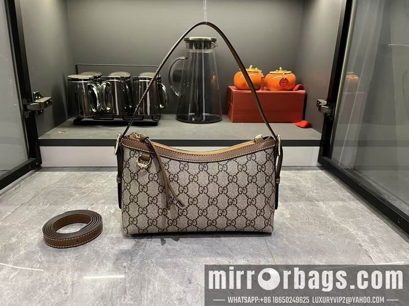1:1 Replica Gucci Bags 847450 22x14x8cm DF 2色