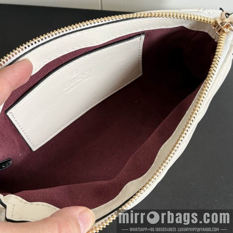 1:1 Replica Gucci Bags 847589 20x18x11x3.5cm DF 3色