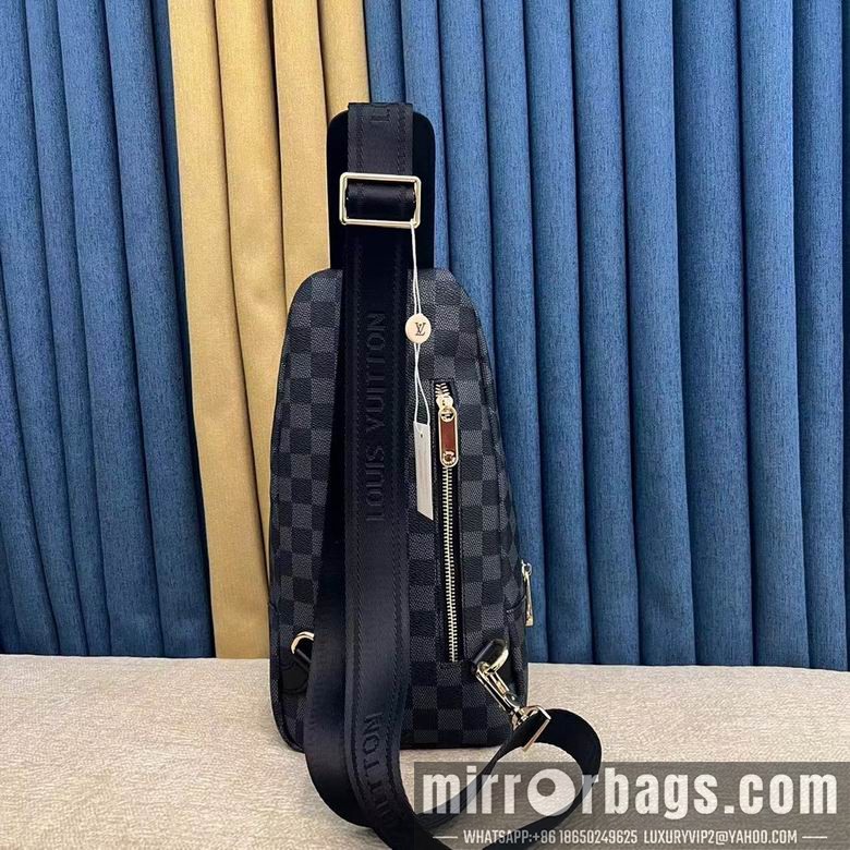 1:1 Replica Louis Vuitton Bags 23344 18X31X5cm WP 3colour