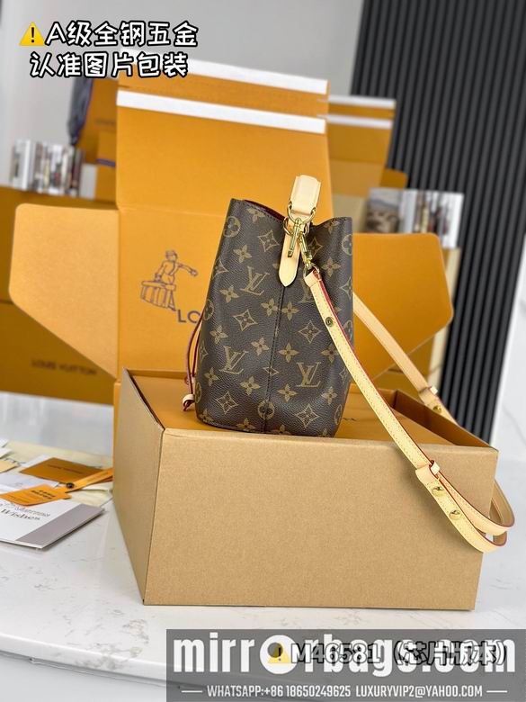 1:1 Replica Louis Vuitton Bags M46581 20X20X13cm WP
