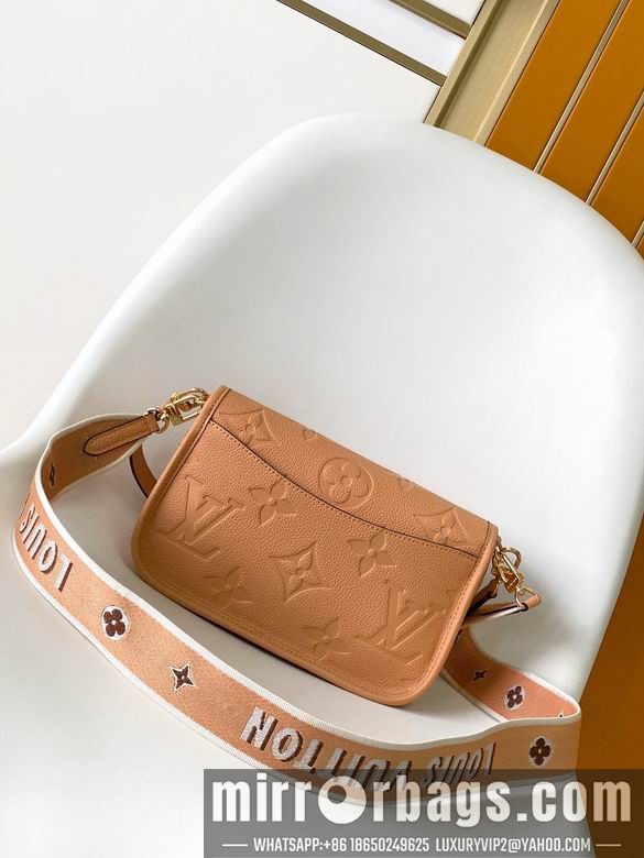 1:1 Replica Louis Vuitton Bags M11817 23X16X8.5cm WP