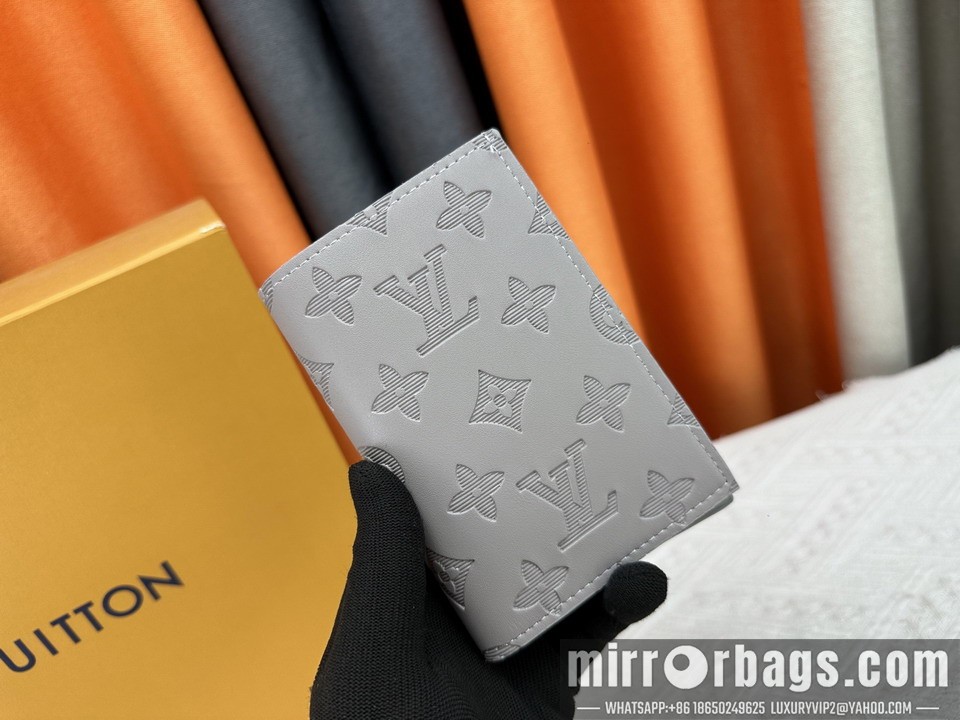 1:1 Replica Louis Vuitton Bags M64502 10x14x2.5cm ss3