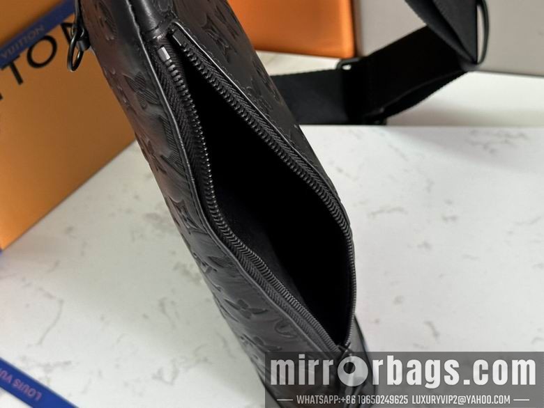 1:1 Replica Louis Vuitton Bags M21890 20X42X6cm WP