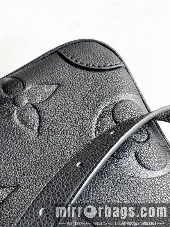 1:1 Replica Louis Vuitton Bags M46504 M46487 36X22X9cm WP 2colour