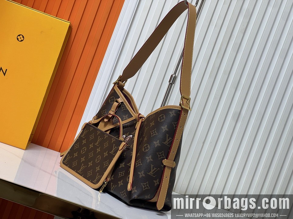 1:1 Replica Louis Vuitton Bags CarryAll M24861 29x24x12cm ss1