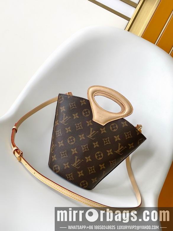 1:1 Replica Louis Vuitton Bags M14680 12X18X7cm WP