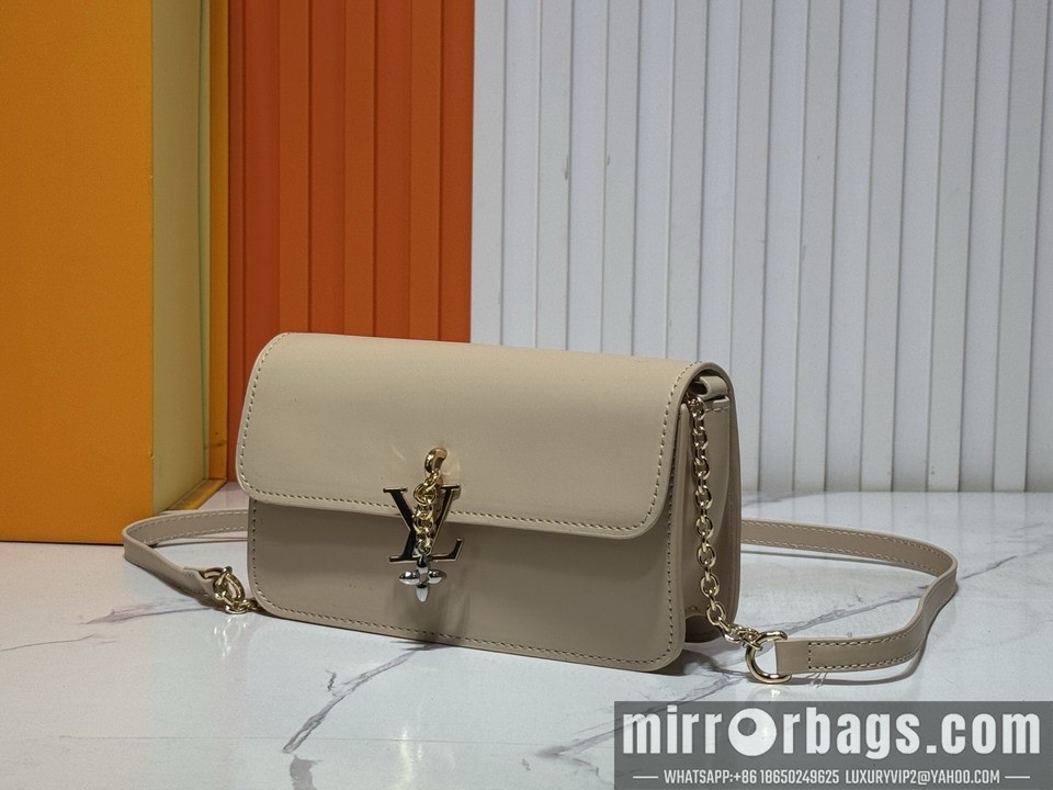 1:1 Replica Louis Vuitton Bags Chain M14564 11.5x4x20cm ss3